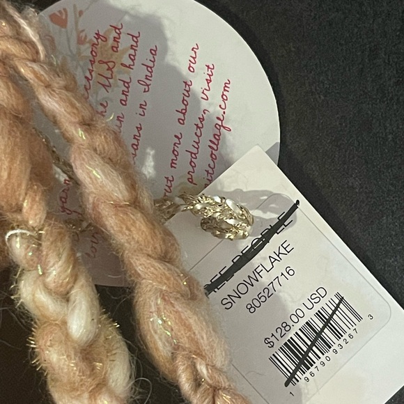 NWT KNIT COLLAGE X FREE PEOPLE COLLAB CROCHET STOCKING CHRISTMAS MSRP $128 - Picture 6 of 7